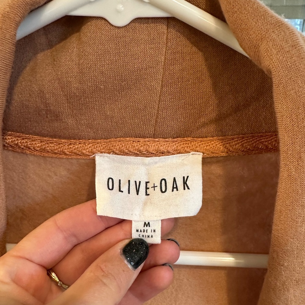 Olive & Oak Cardigan - Picture 2 of 3